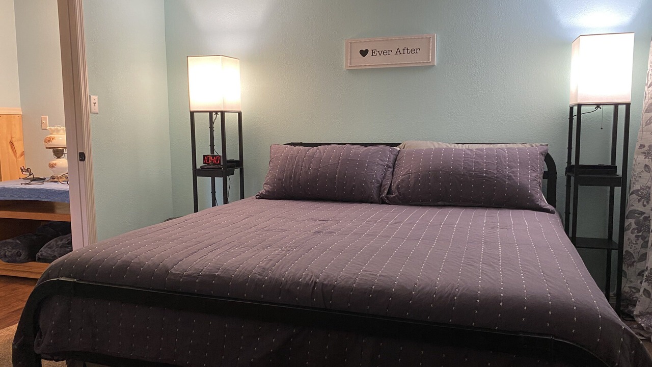 Photo of Bedroom in Lake City