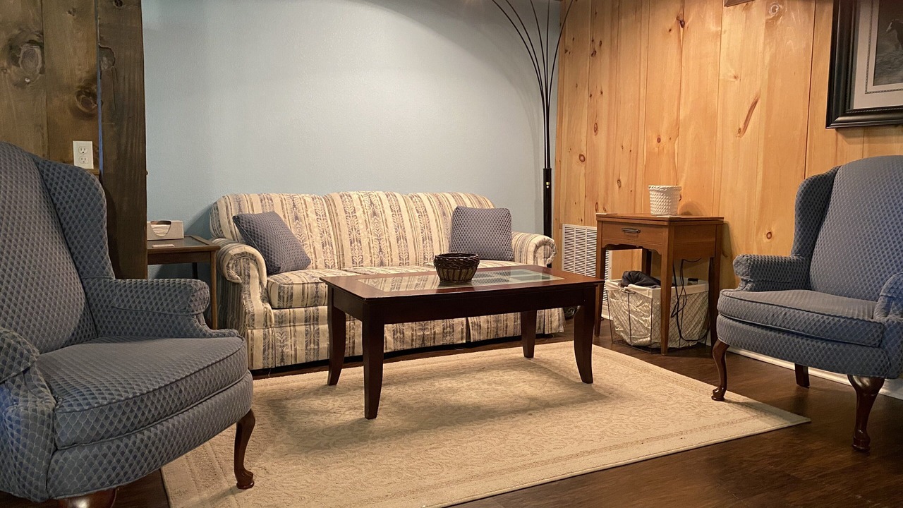 Photo of Livingroom in Lake City