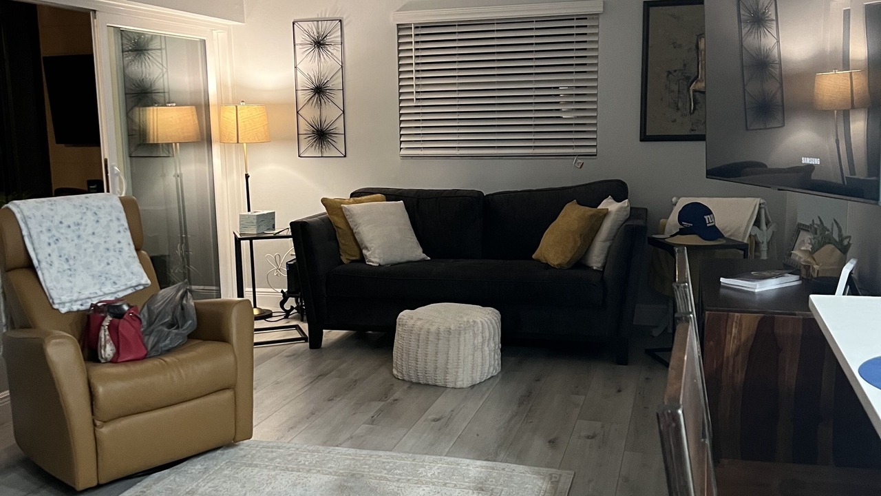Photo of Livingroom in Deltona Lakes