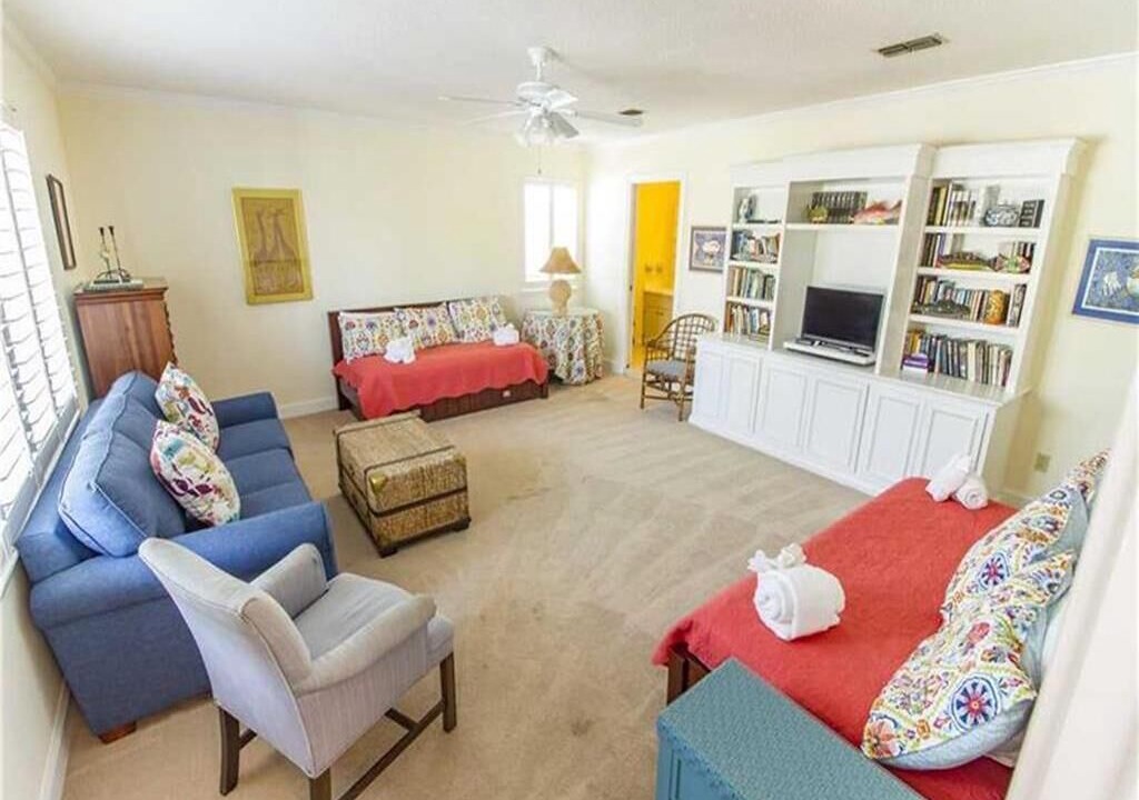 Photo of Livingroom in Sawgrass