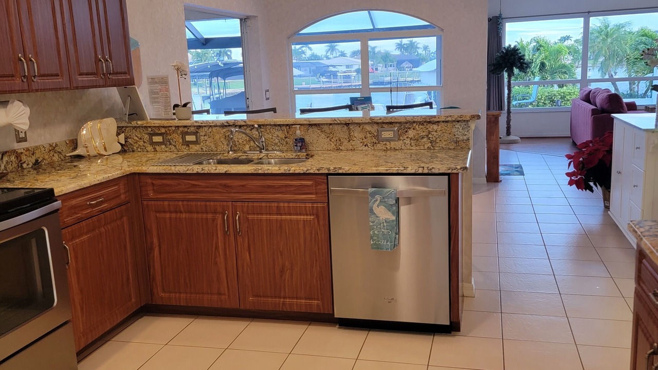 Photo of Kitchen in Caloosahatchee
