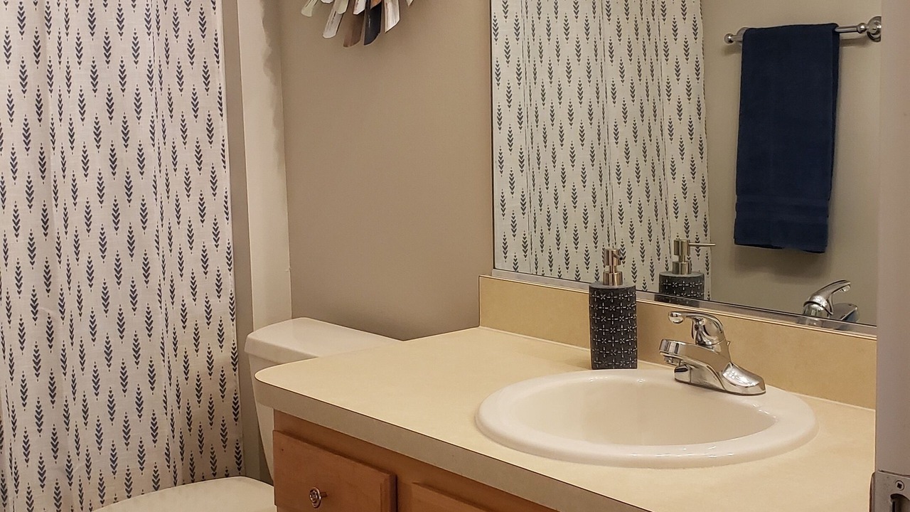 Photo of Bathroom in Virginia Trace