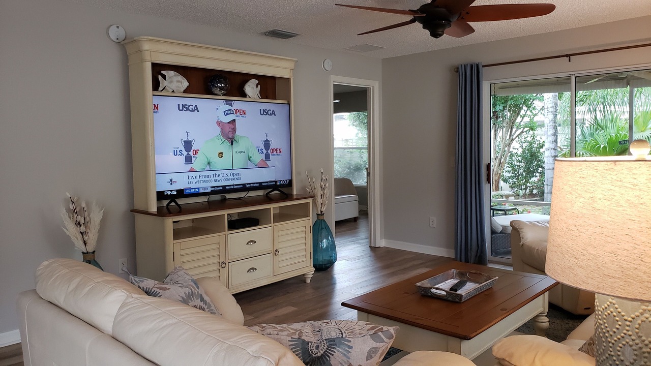 Photo of Livingroom in Virginia Trace