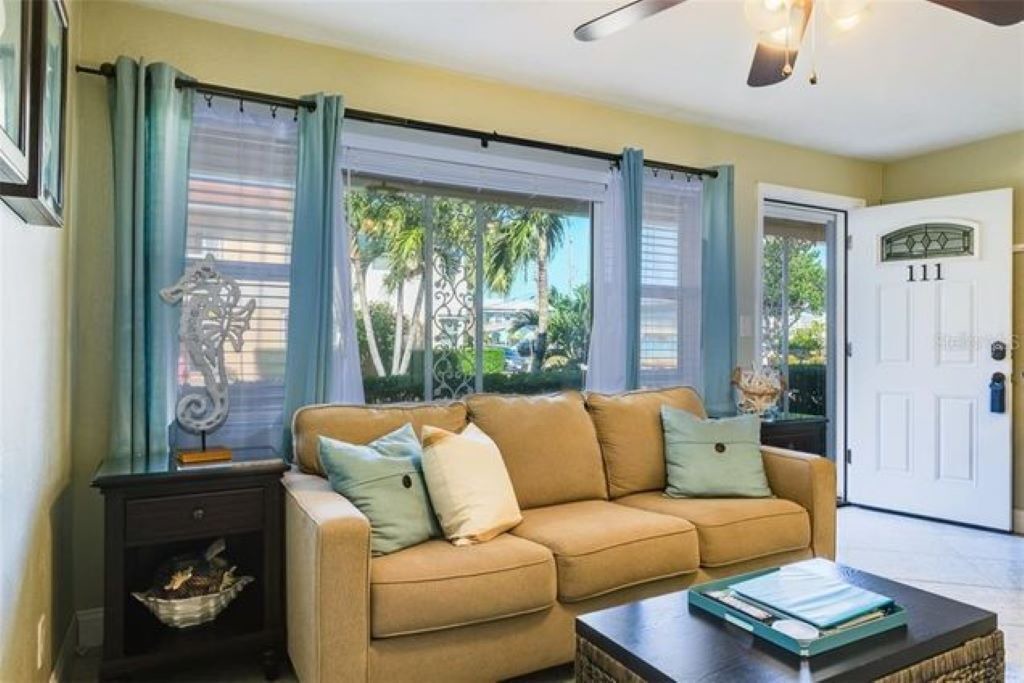 Photo of Livingroom in St. Pete Beach
