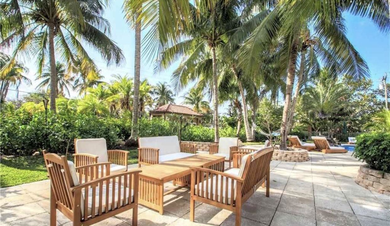 Photo of Patio Balcony in Harbor Beach