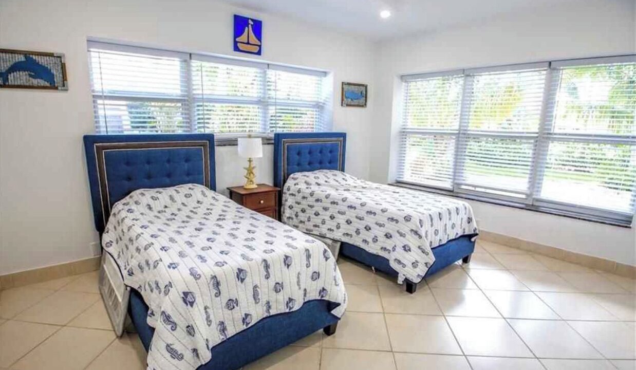 Photo of Bedroom in Harbor Beach