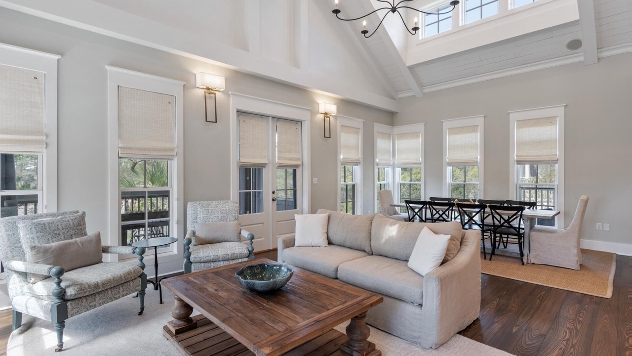 Photo of Livingroom in WaterSound Beach