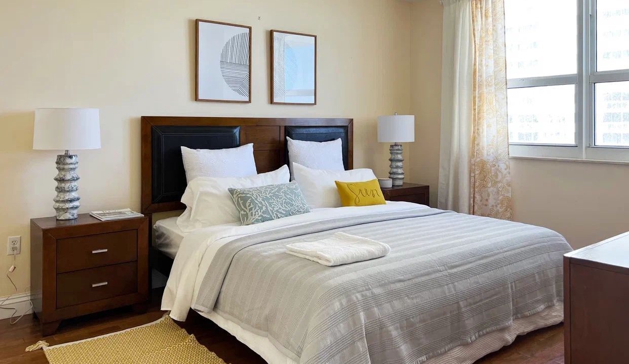 Photo of Bedroom in Hallandale Beach