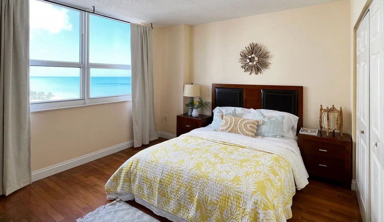 Photo of Bedroom in Hallandale Beach