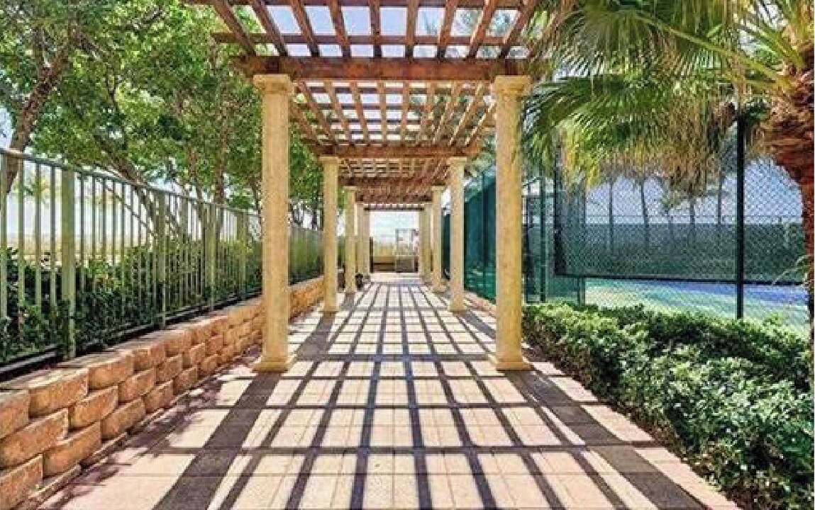 Photo of Outdoor in Hallandale Beach