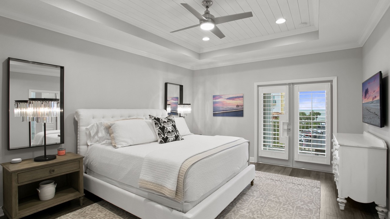 Photo of Bedroom in Redington Beach