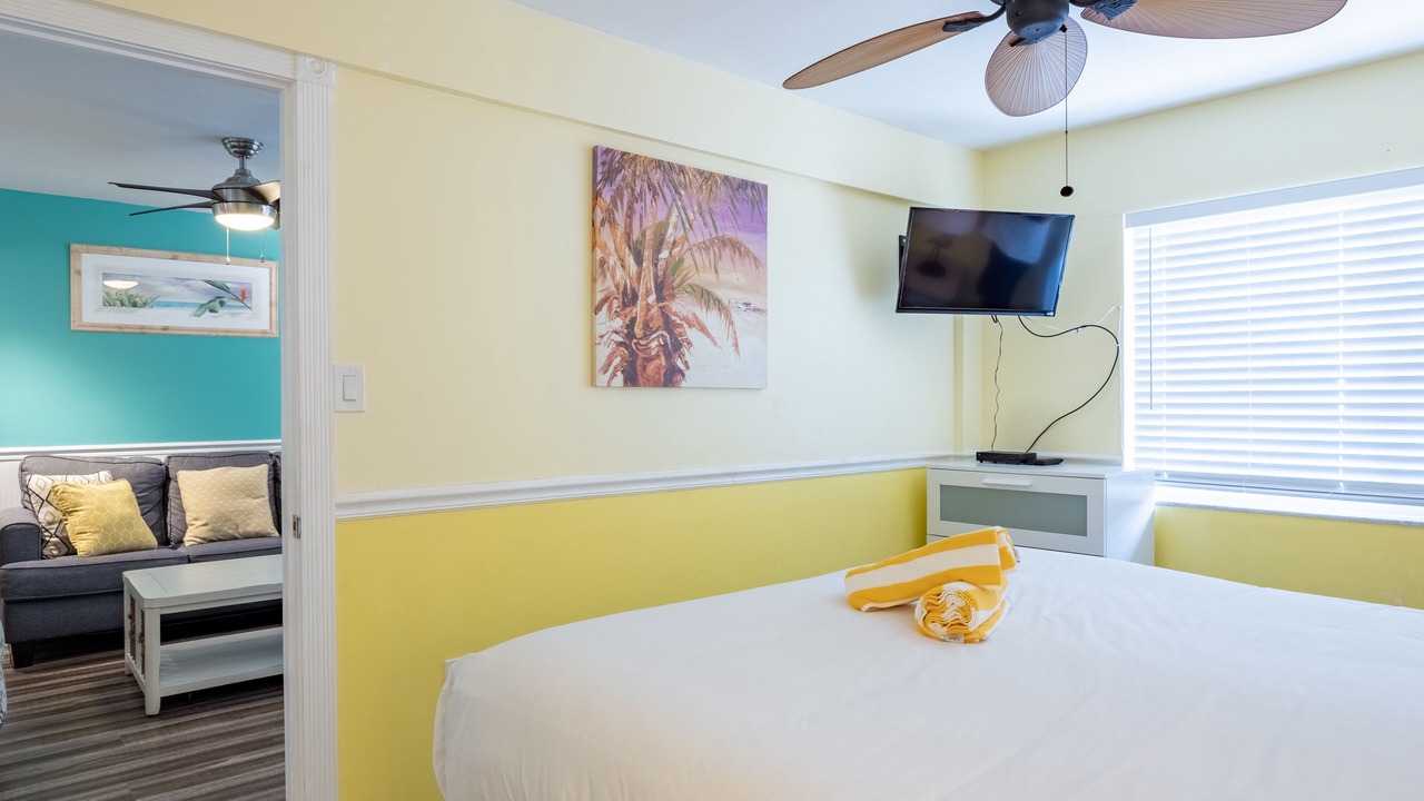 Photo of Bedroom in Bradenton Beach