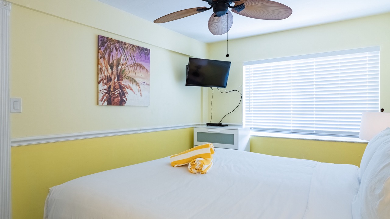 Photo of Bedroom in Bradenton Beach