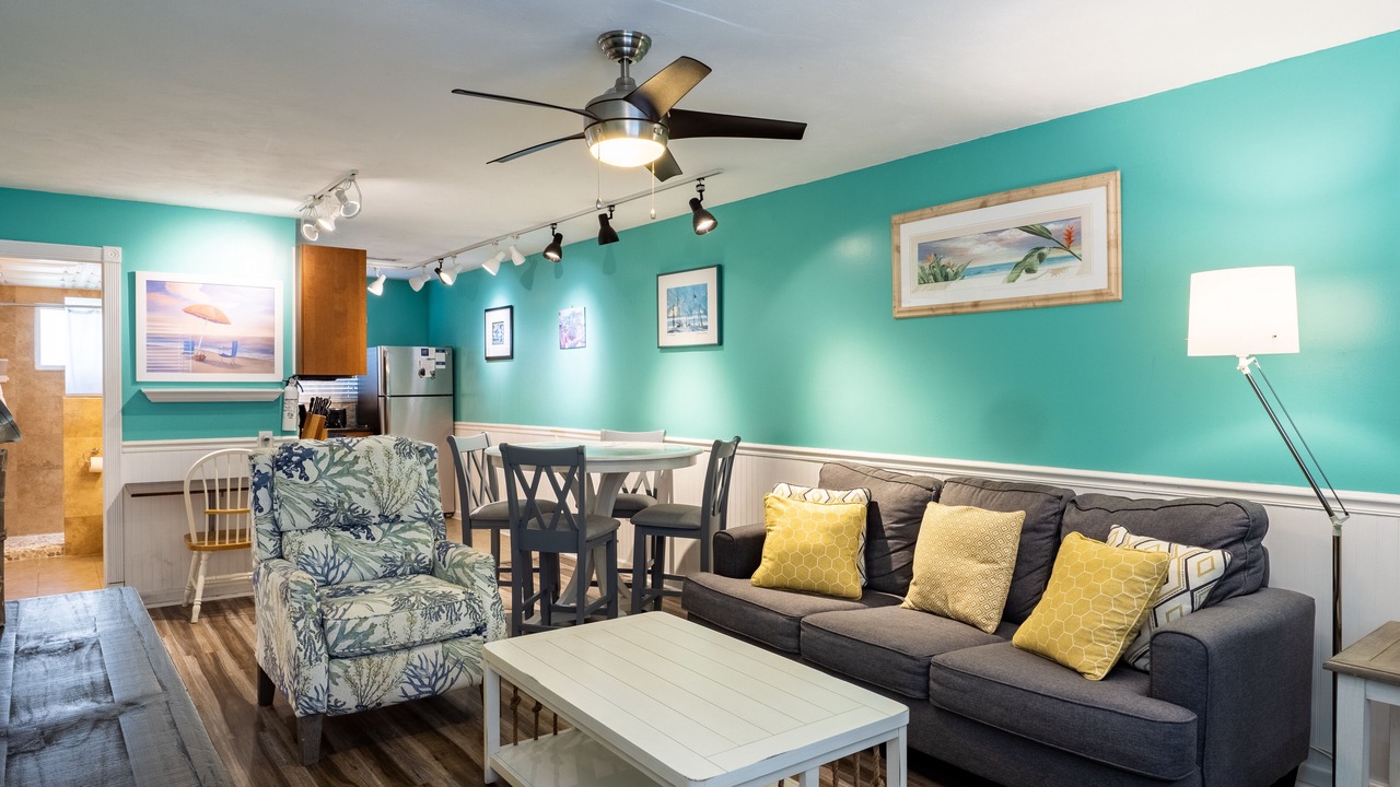 Photo of Livingroom in Bradenton Beach