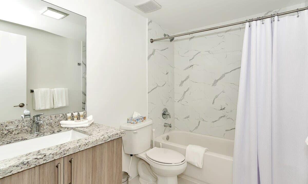 Photo of Bathroom in Coral Way