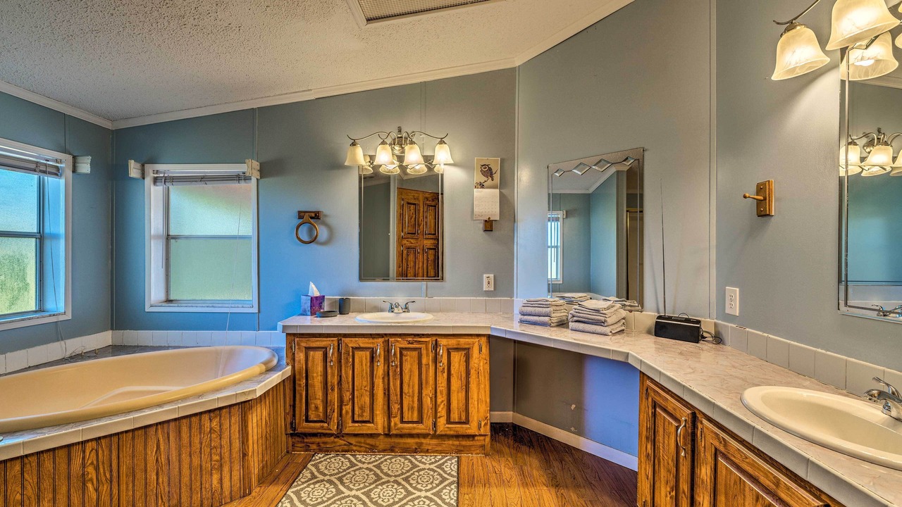 Photo of Bathroom in Williston