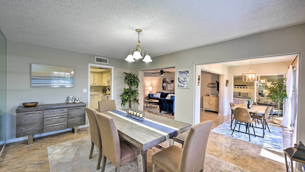 Photo of Livingroom in Central Naples
