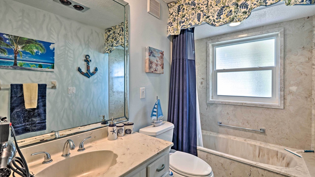 Photo of Bathroom in Fly In Spruce Creek