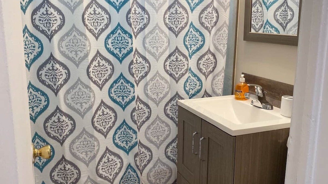 Photo of Bathroom in Miami Gardens