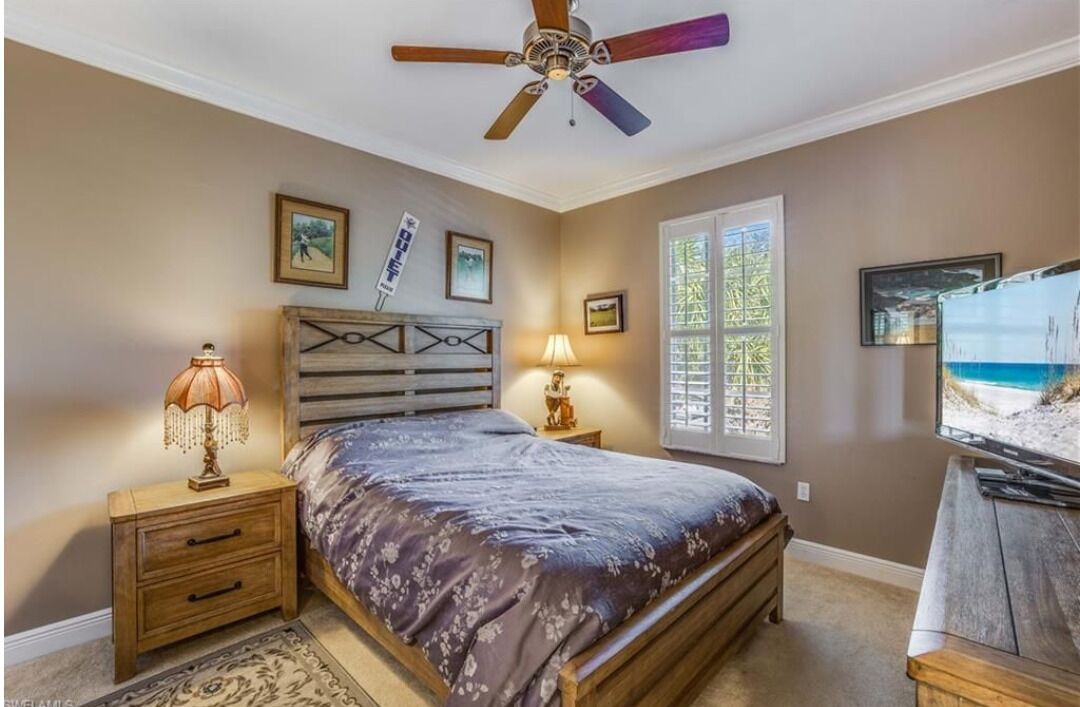 Photo of Bedroom in River Hall