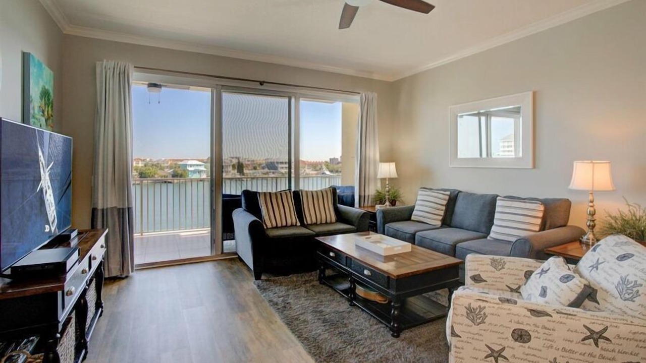 Photo of Livingroom in Clearwater Beach