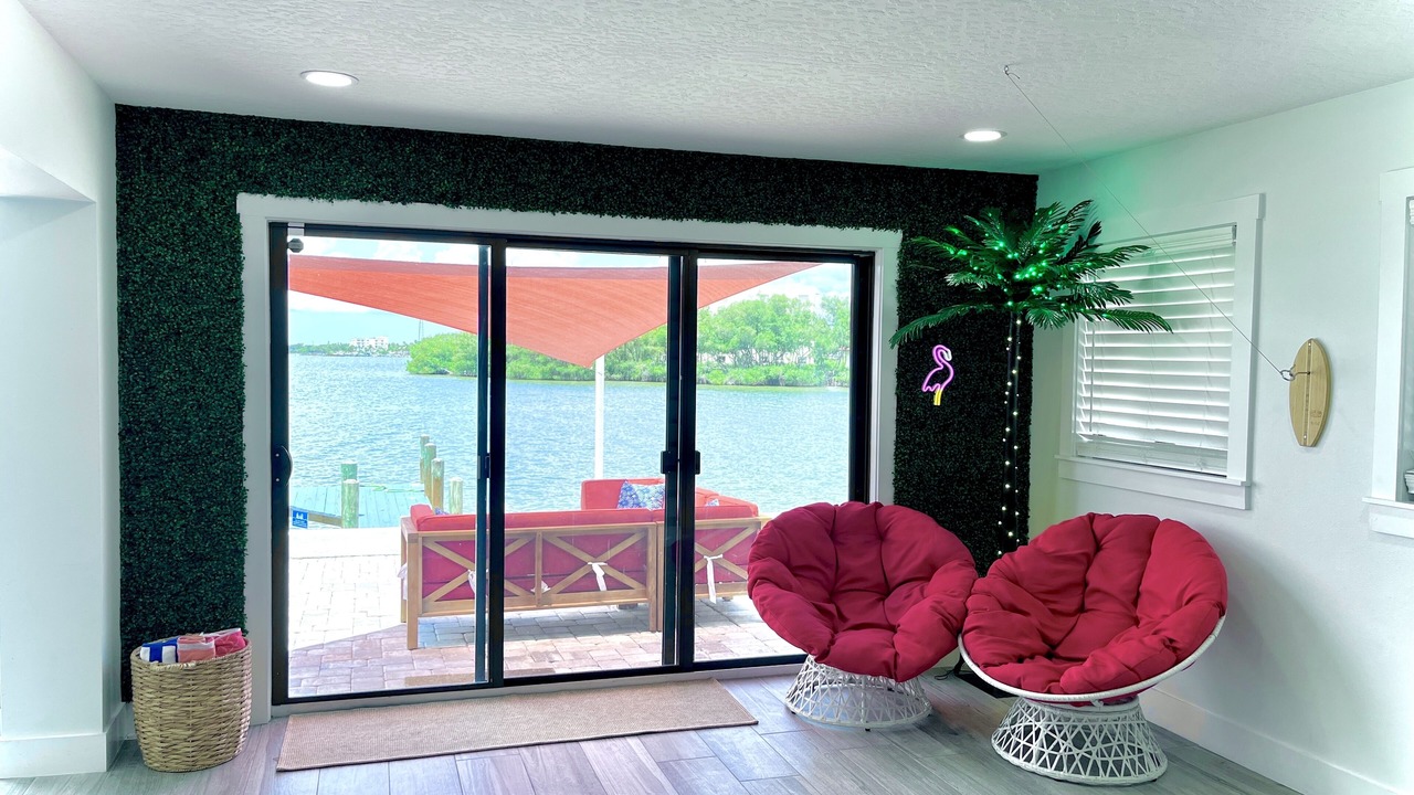 Photo of Livingroom in Bayview Park