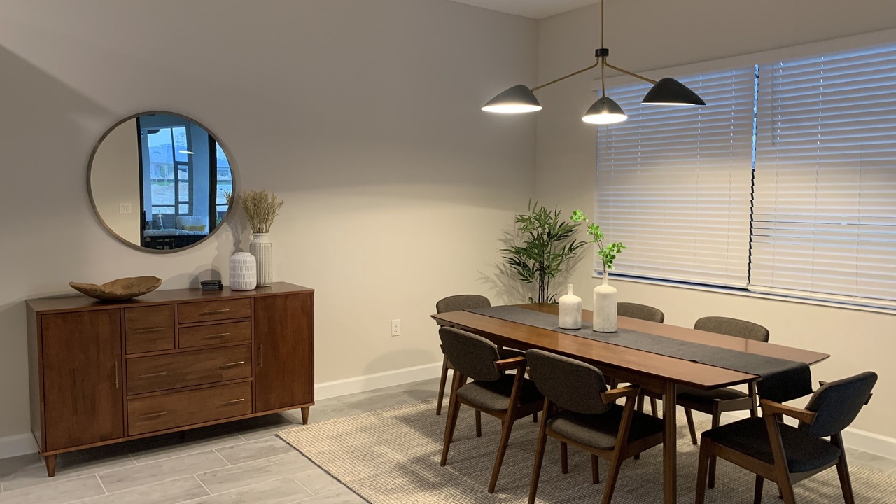 Photo of Livingroom in Gateway