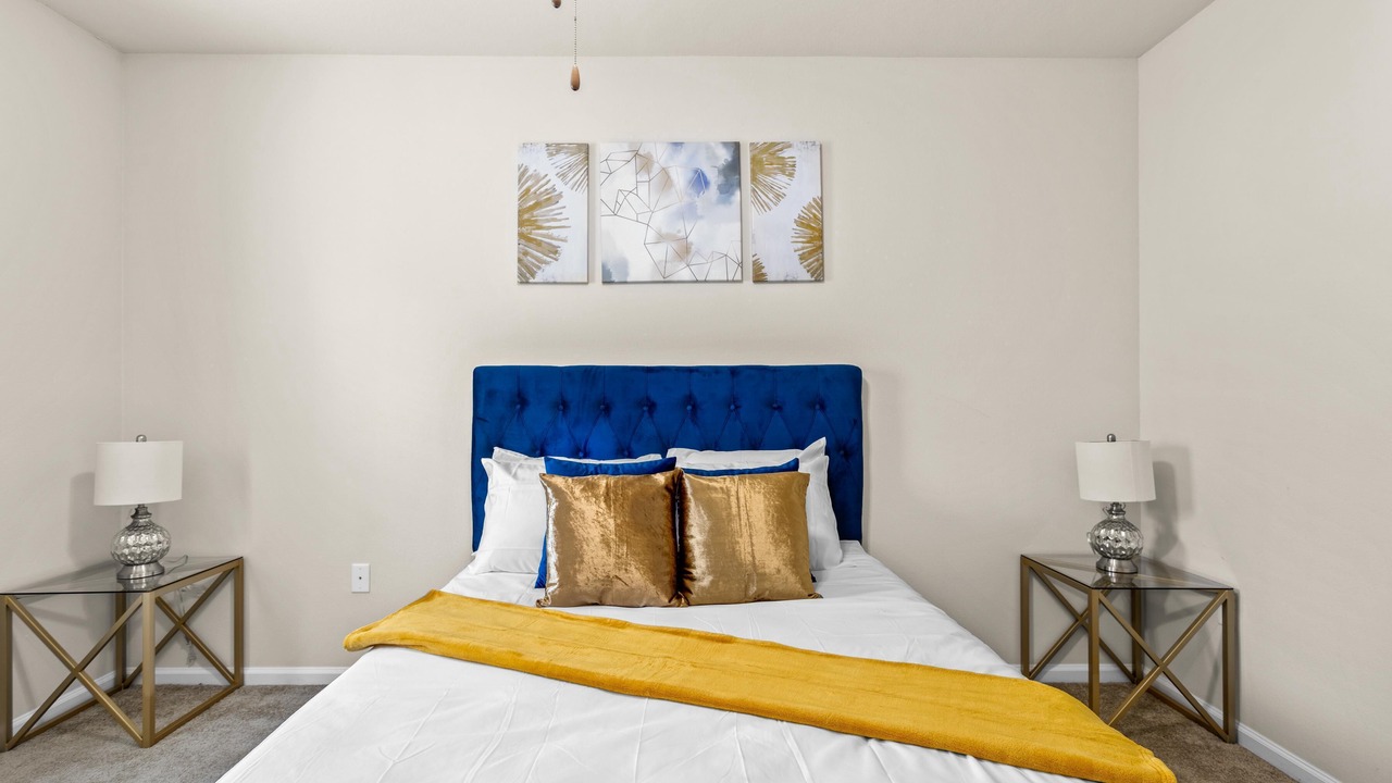 Photo of Bedroom in Deerwood