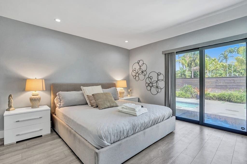 Photo of Bedroom in South Lake