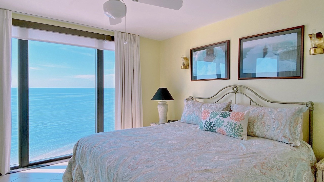 Photo of Bedroom in Crescent Beach