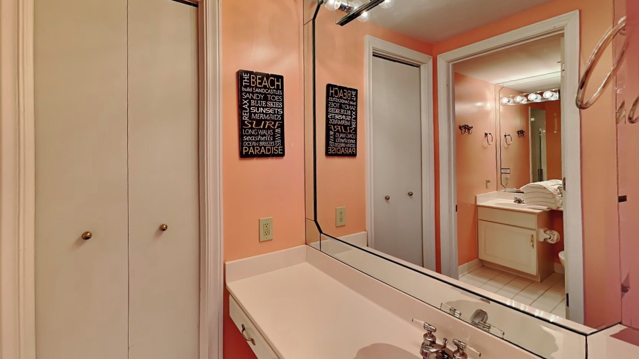 Photo of Bathroom in Navarre Beach