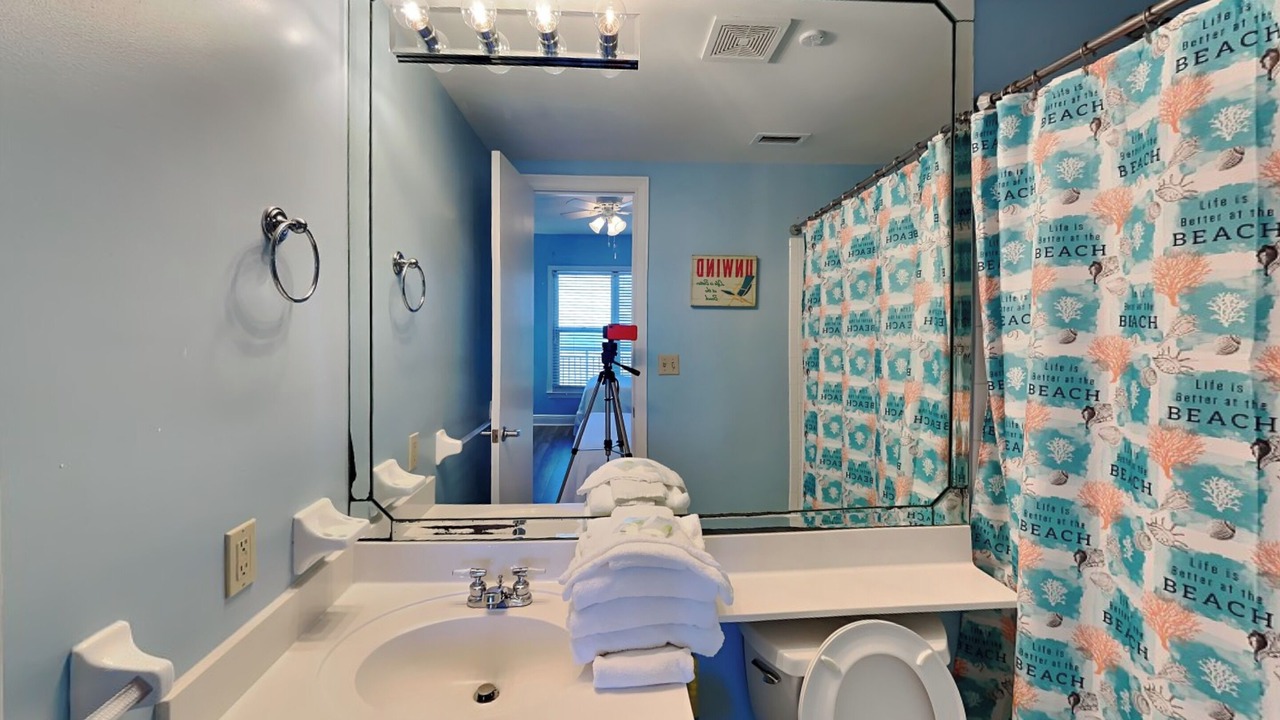 Photo of Bathroom in Navarre Beach