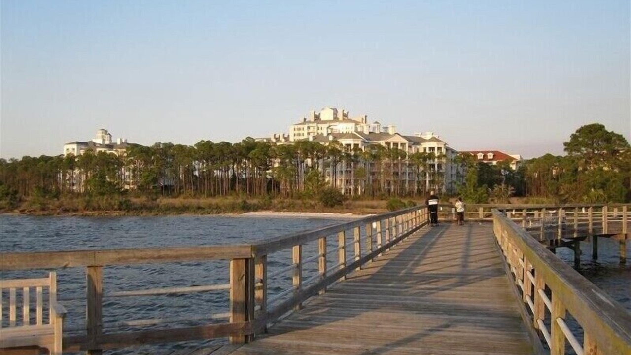 Photo of Others in Baytowne Wharf