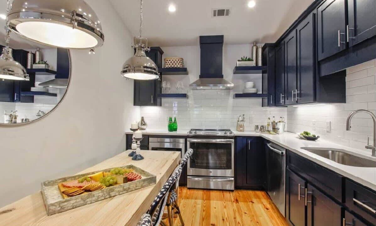 Photo of Kitchen in Beach Institute