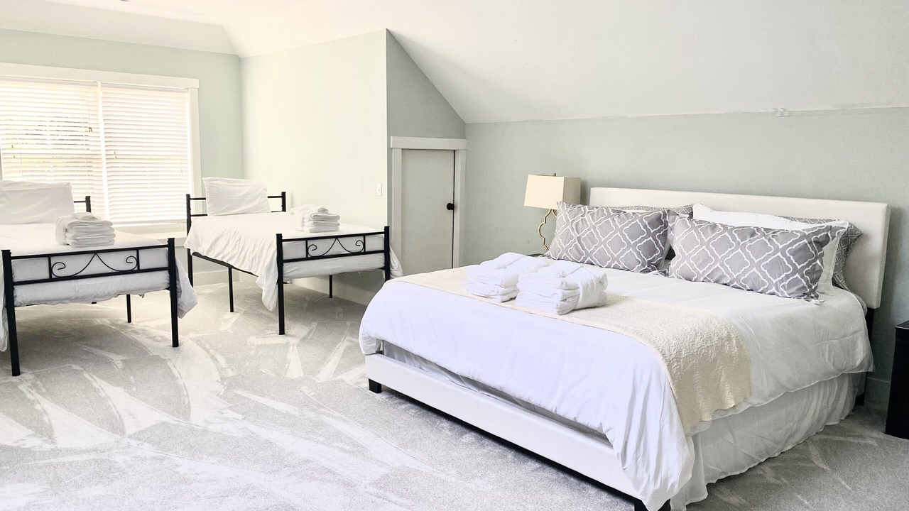 Photo of Bedroom in Palmetto Dunes