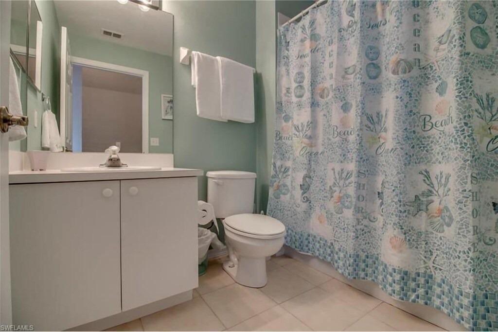 Photo of Bathroom in Cypress Lake