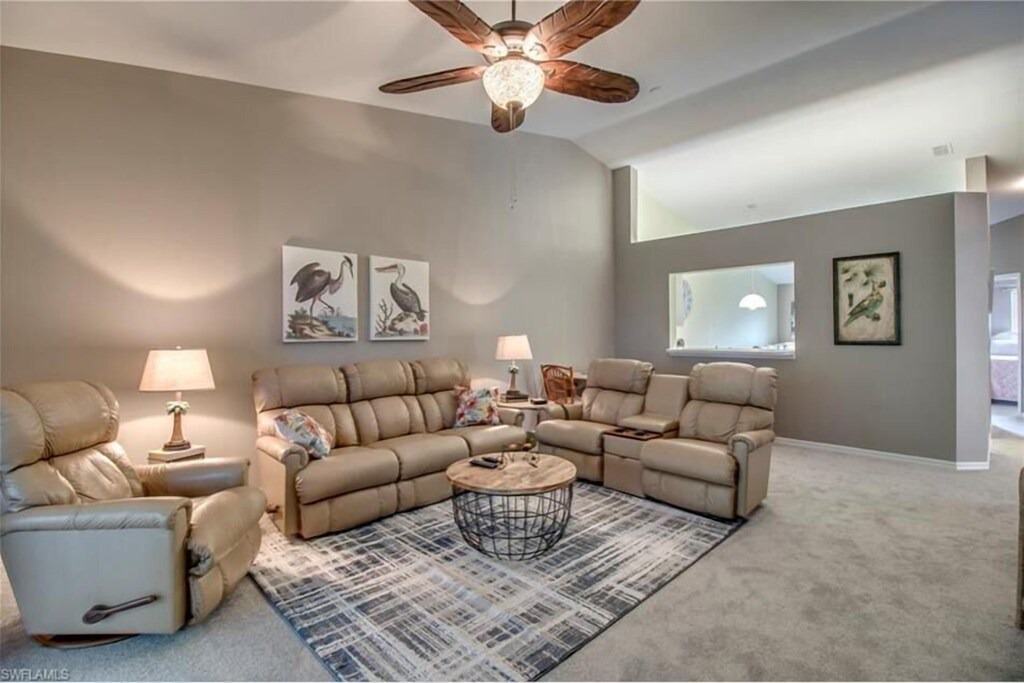 Photo of Livingroom in Cypress Lake