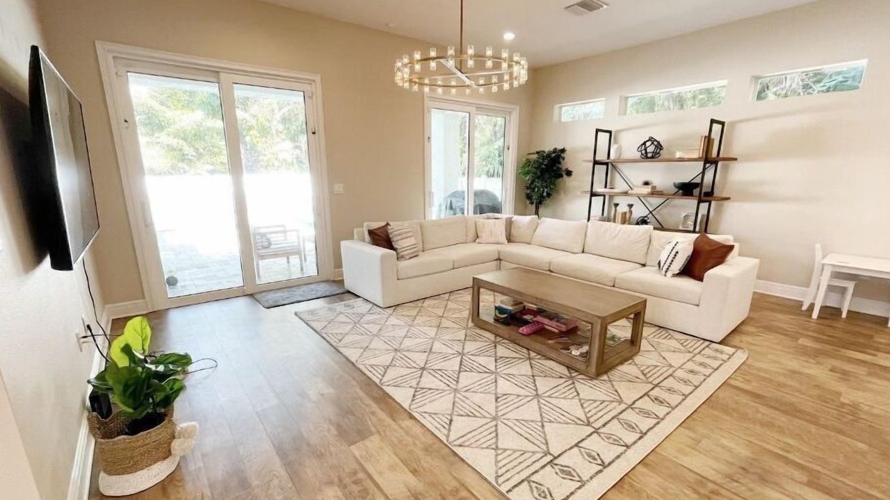 Photo of Livingroom in Ballast Point