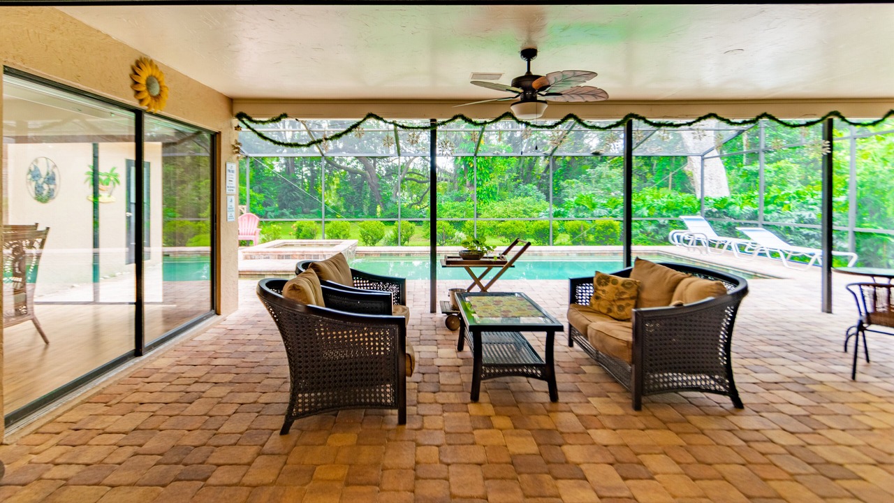 Photo of Patio Balcony in Seffner Community Alliance