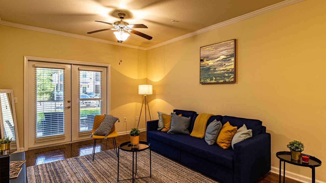 Photo of Livingroom in Deerwood