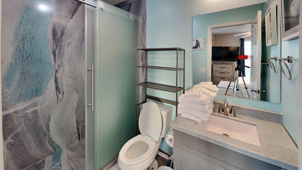 Photo of Bathroom in Navarre Beach