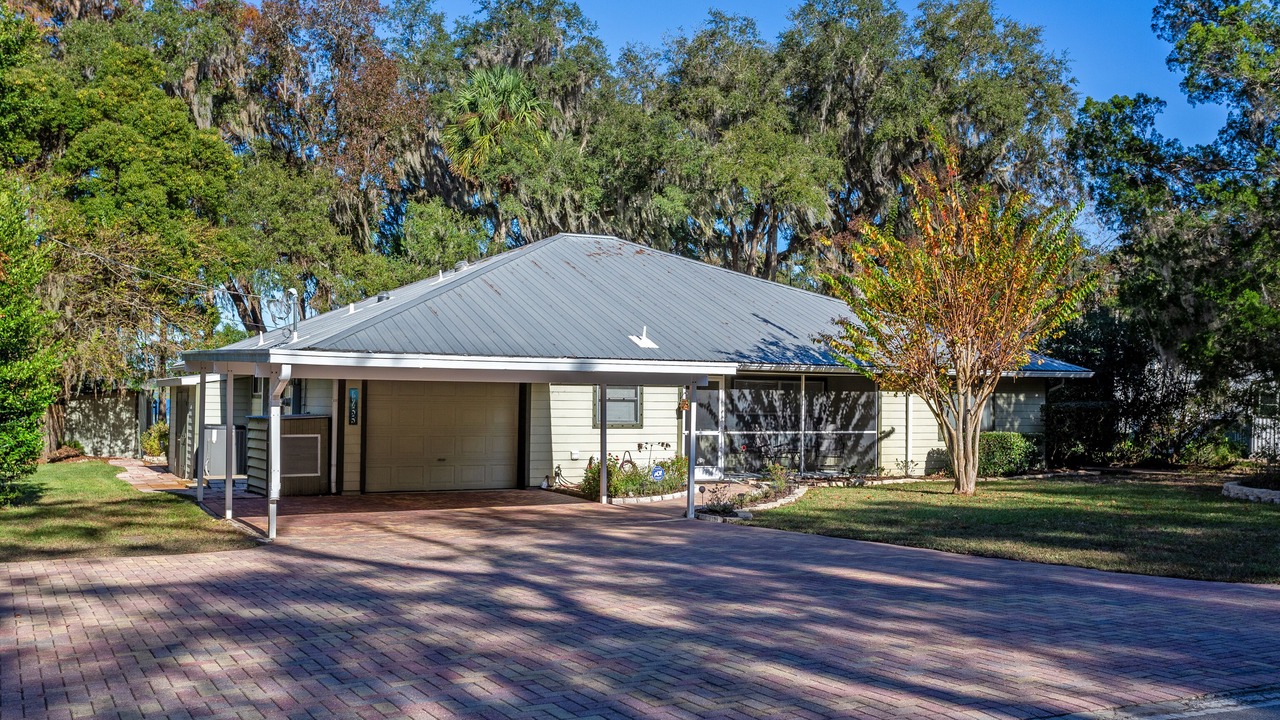 Photo of Bedroom in Citrus Springs