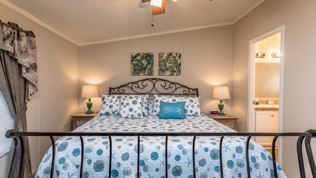 Photo of Bedroom in Buckhead Ridge