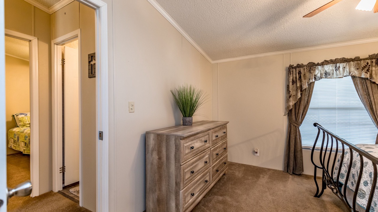Photo of Bedroom in Buckhead Ridge