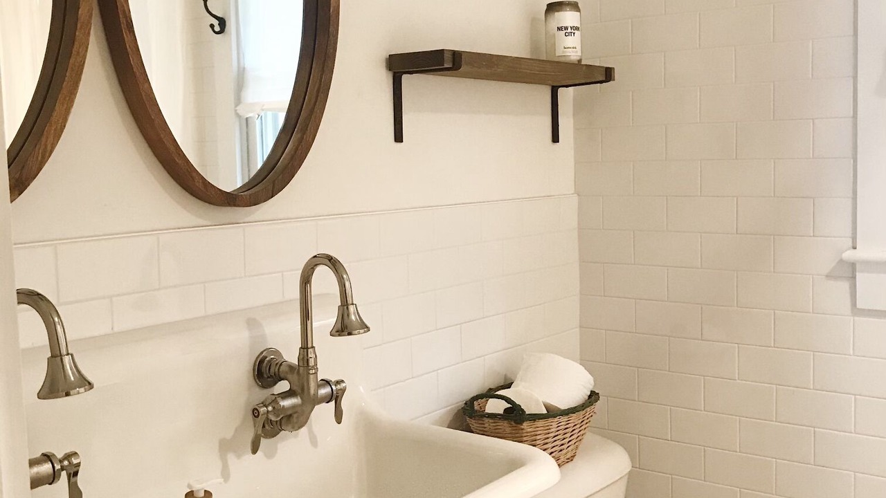Photo of Bathroom in The Point