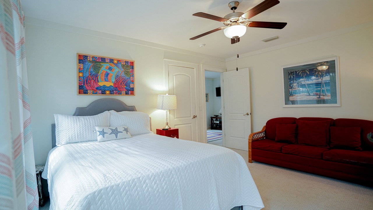 Photo of Bedroom in Lakeside at Blue Mountain Beach