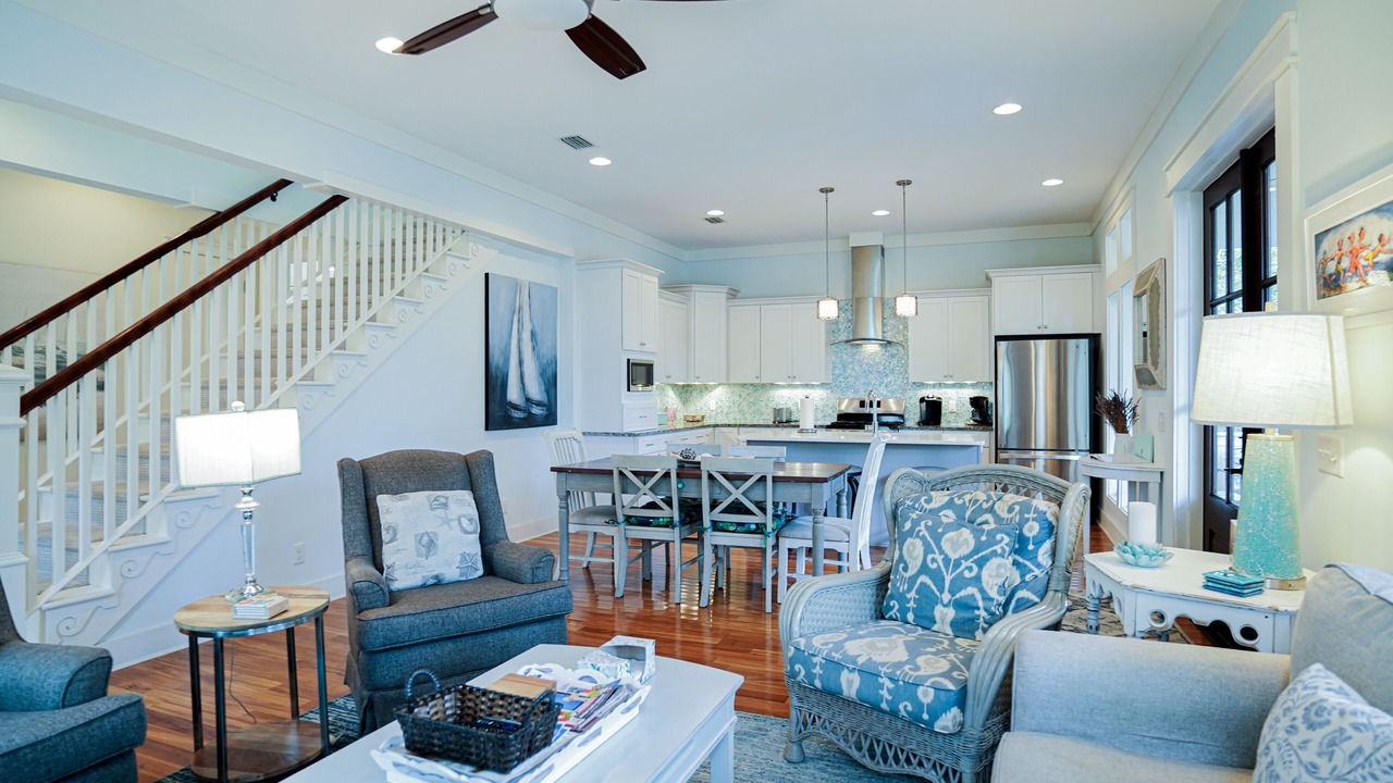 Photo of Livingroom in Lakeside at Blue Mountain Beach