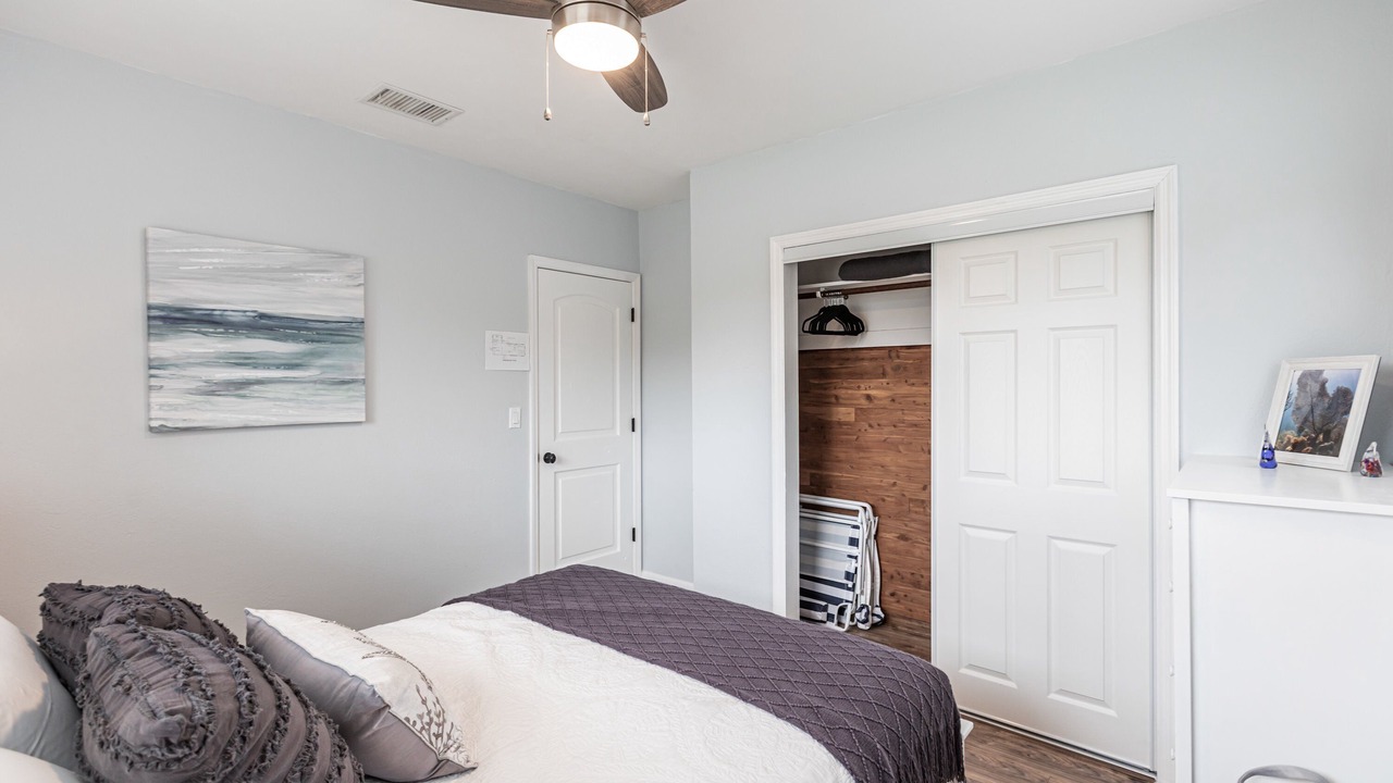 Photo of Bedroom in North Andrews Gardens