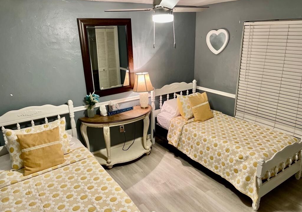 Photo of Bedroom in San Carlos Park