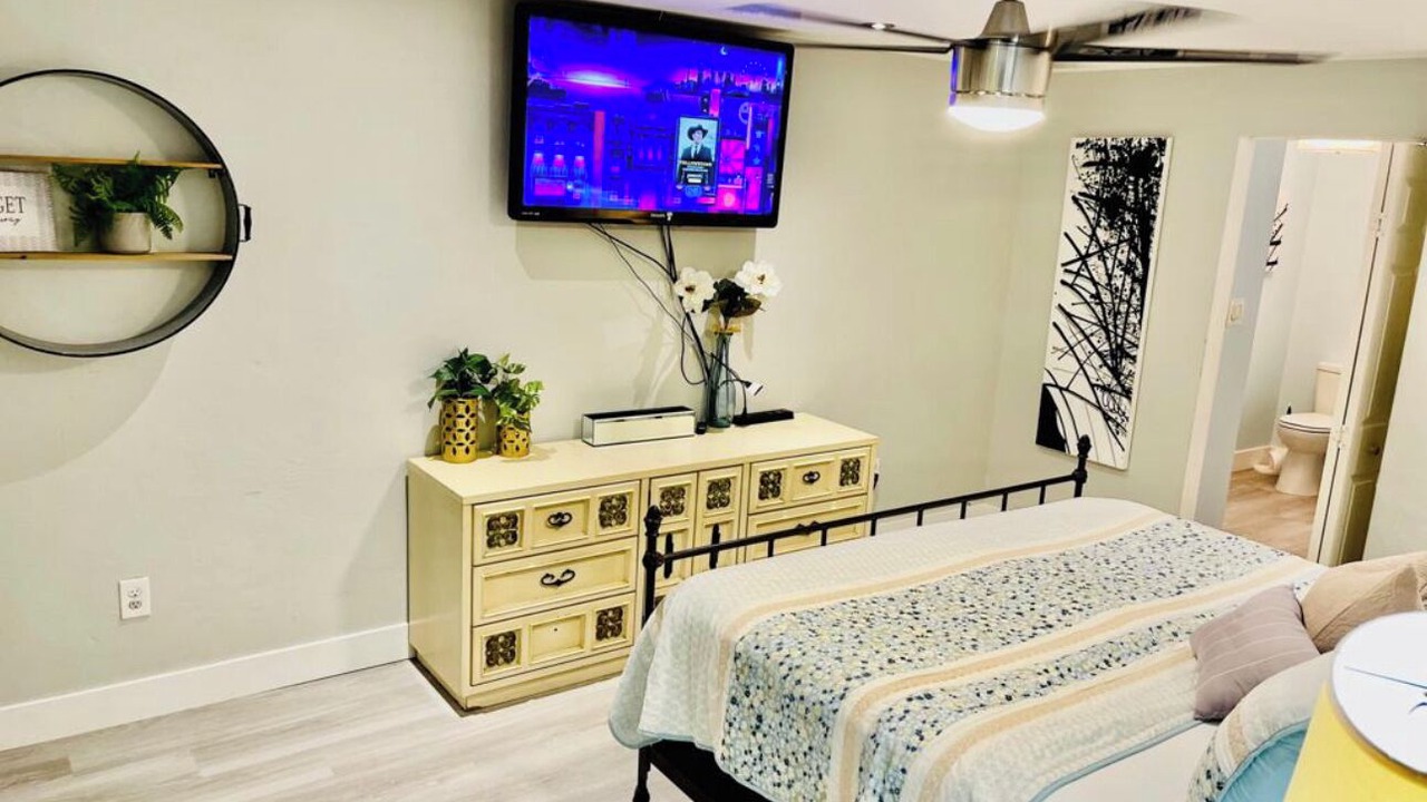 Photo of Bedroom in San Carlos Park